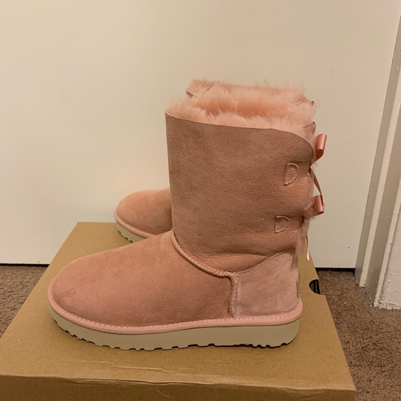 NIB UGG Bailey Bow II Boots - Picture 5 of 5